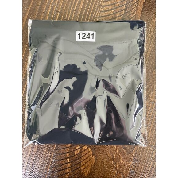 Athleisure Tapered Jogger Track Pants All in Motion Men L Black Lightweight - Picture 13 of 13